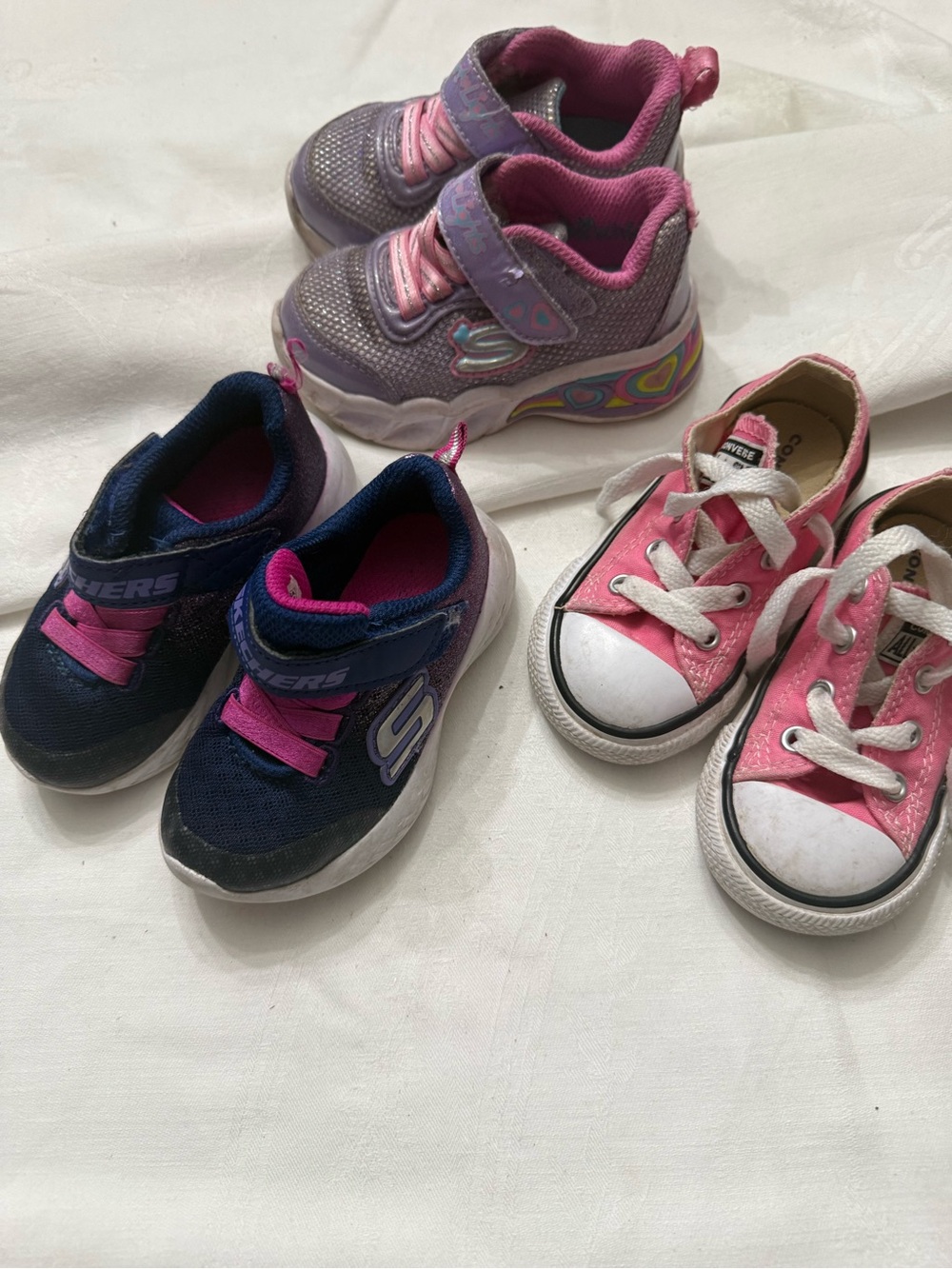 Skechers Girls' Navy & Pink Athletic Shoes - Comfortable Velcro Fit all size 5
